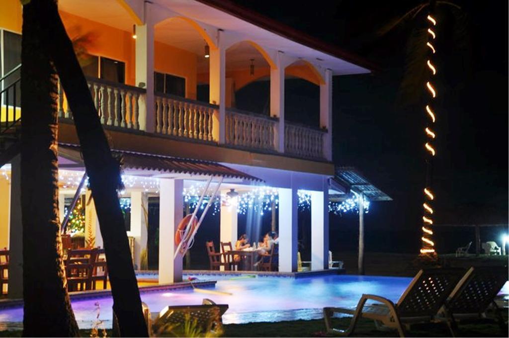 Las Lajas Beach Resort الغرفة الصورة